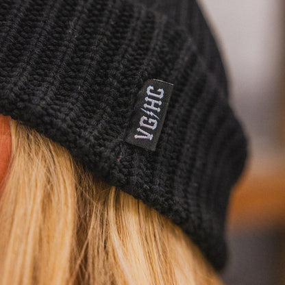 Pinnacle Premium Beanie - Black