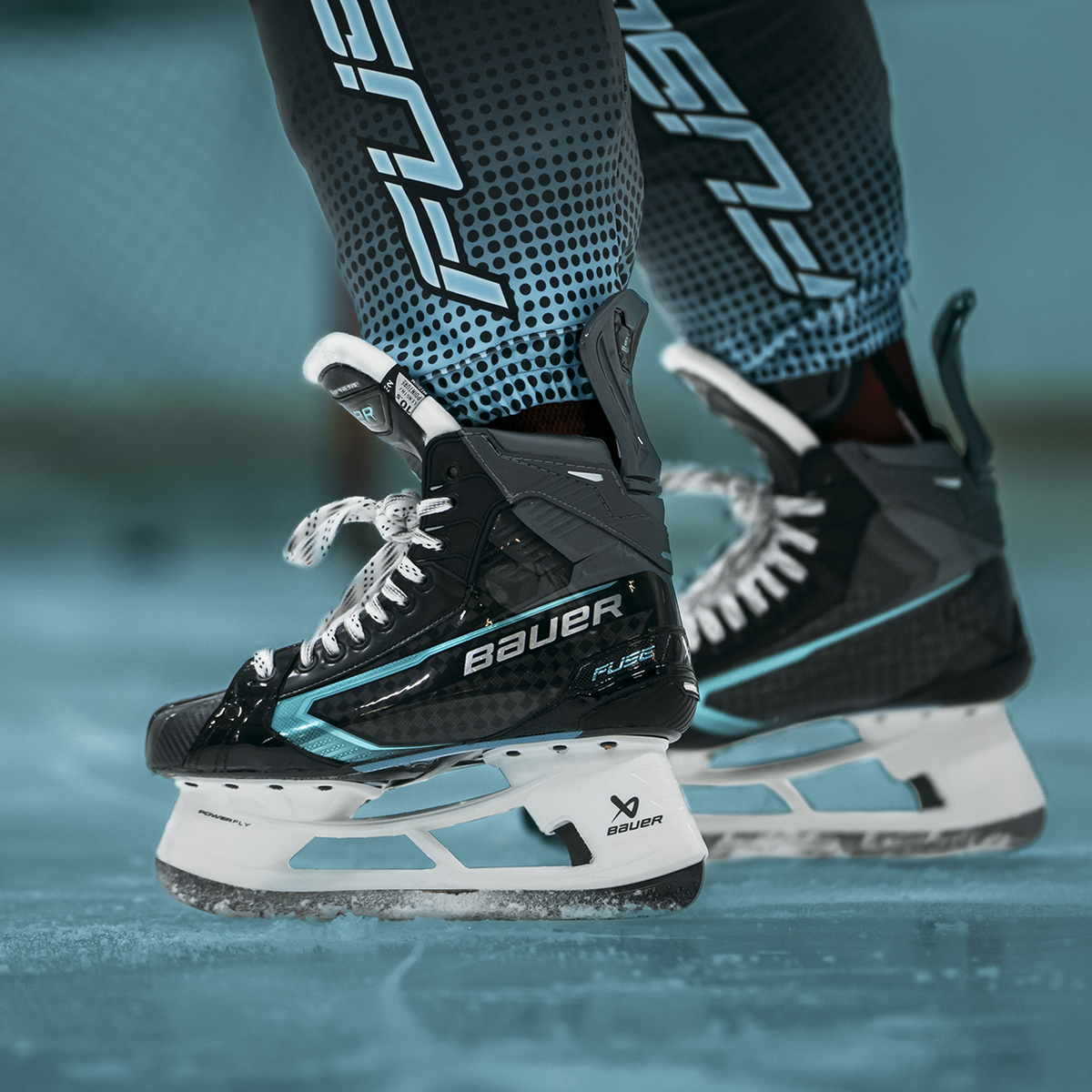 Bauer Supreme Fuse Skate Senior logo detail